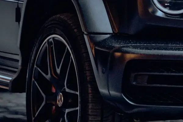 Mercedes-Benz G-Class, side and wheel detail